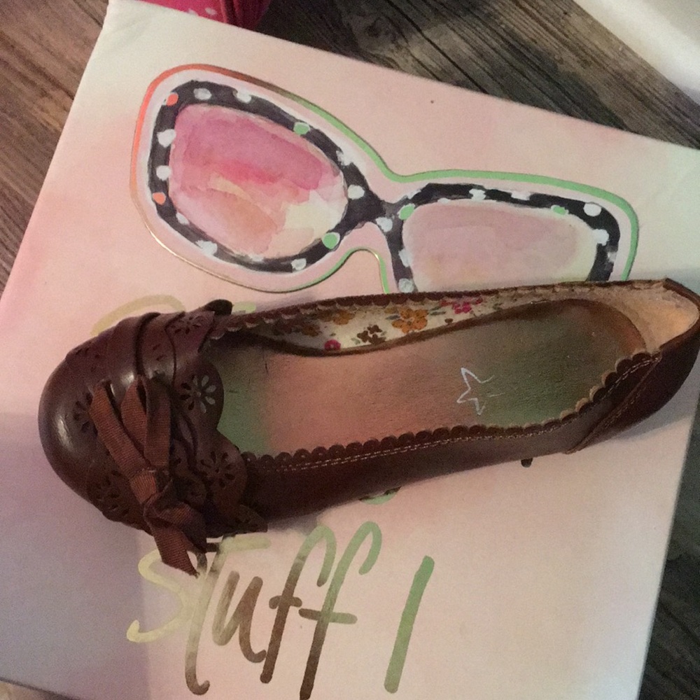 Girls flats size 1
